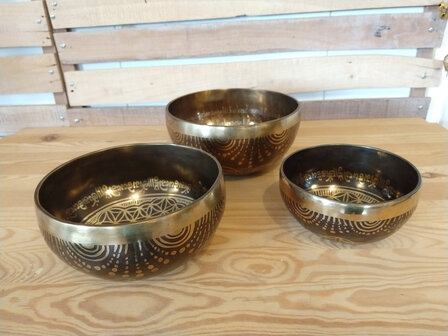 Singing bowl set of three  (2200) flower of life